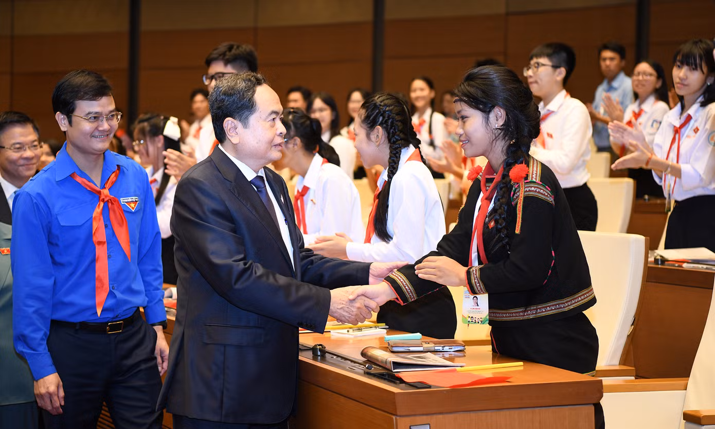 Chủ tịch Quốc hội Trần Thanh Mẫn tham dự phiên họp giả định "Quốc hội trẻ em" lần thứ II năm 2024. Ảnh: Như Ý