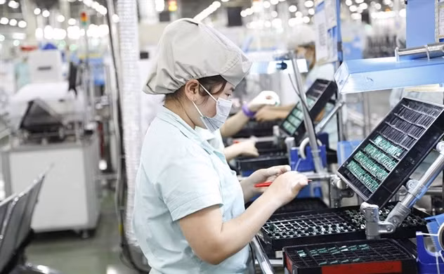 Hoạt động xuất nhập khẩu đã có tín hiệu khởi sắc sau đà giảm mạnh