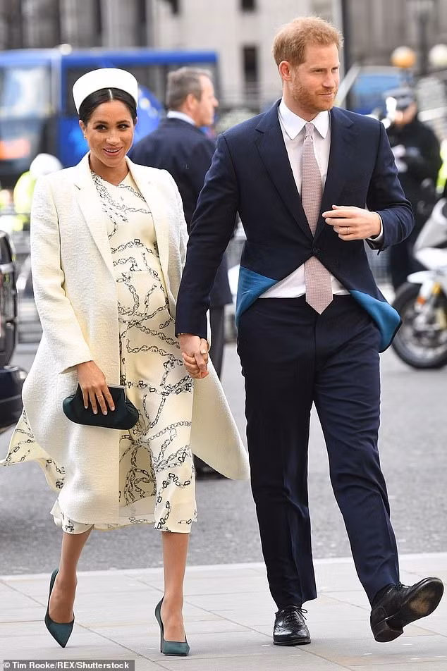 Nhà Sussex và Beckham từng thân thiết nhưng sau đó xa cách dần. Ảnh: Getty Images/Shutterstock.