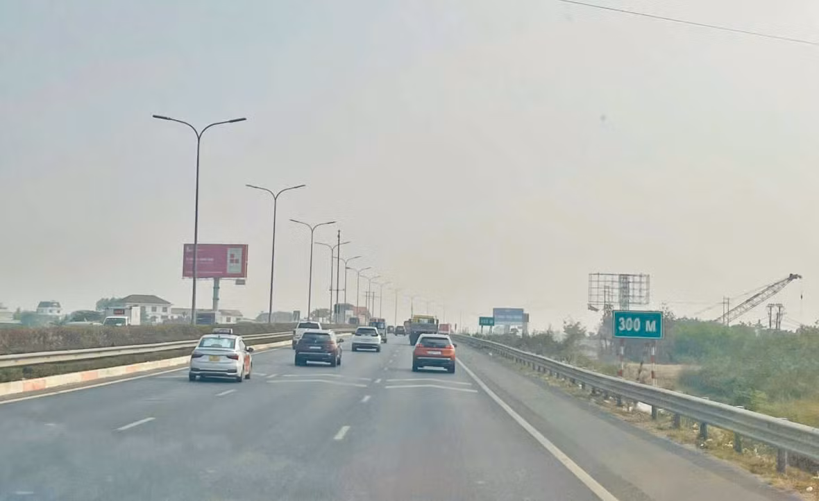 Bộ Xây dựng thống nhất với đề xuất nghiên cứu mở rộng cao tốc Pháp Vân - Cầu Giẽ lên 12 làn xe theo phương thức PPP. Ảnh: Lộc Liên. Bộ Xây dựng thống nhất với đề xuất nghiên cứu mở rộng cao tốc Pháp Vân - Cầu Giẽ lên 12 làn xe theo phương thức PPP. Ảnh: Lộc Liên.