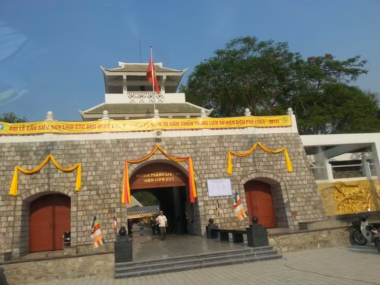 ẢNH: Điện Biên, 60 năm sau chiến thắng lịch sử ảnh 4