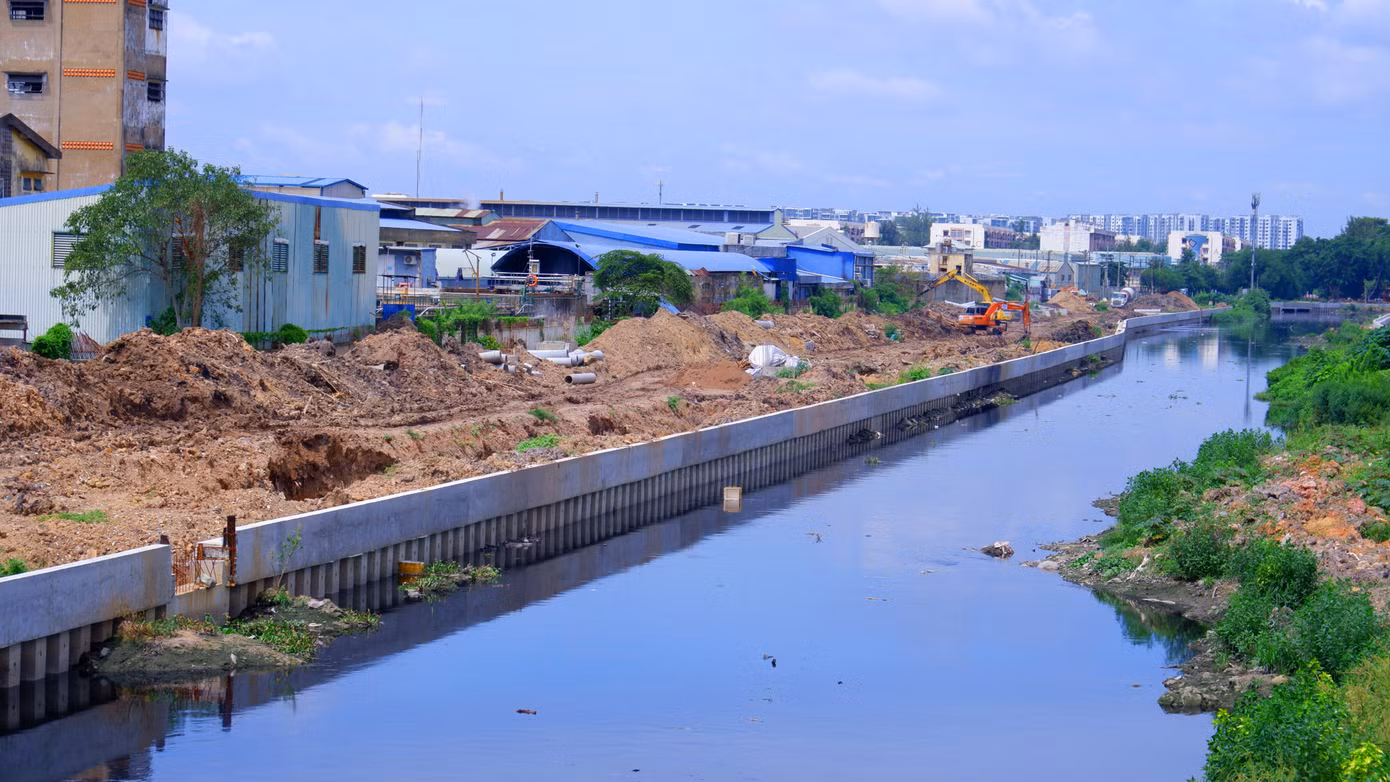 Một số hình ảnh thi công dự án qua các quận Bình Tân, Tân Bình, Tân Phú.