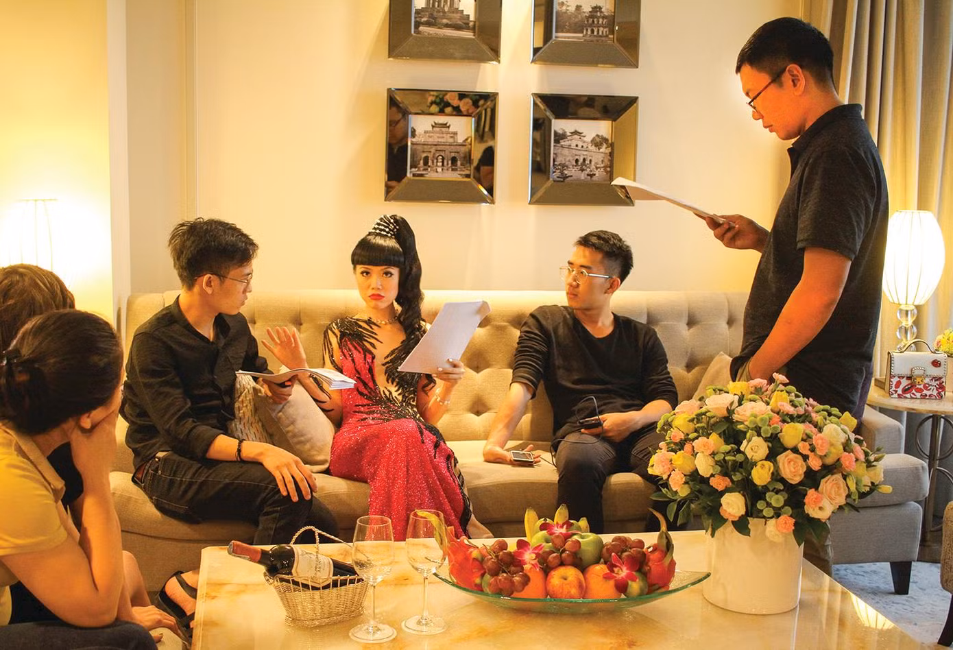 Nhân viên WeStudy xây dựng các khóa học