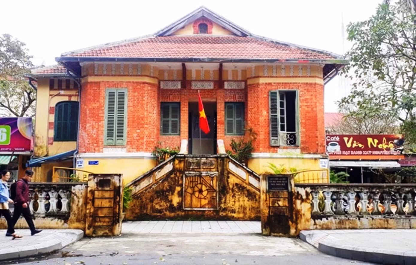 Dù không có tên trong danh sách 27 công trình kiến trúc Pháp tiêu biểu, nhưng nhà 26 Lê Lợi sẽ được bảo tồn, hoặc phục dựng nguyên mẫu