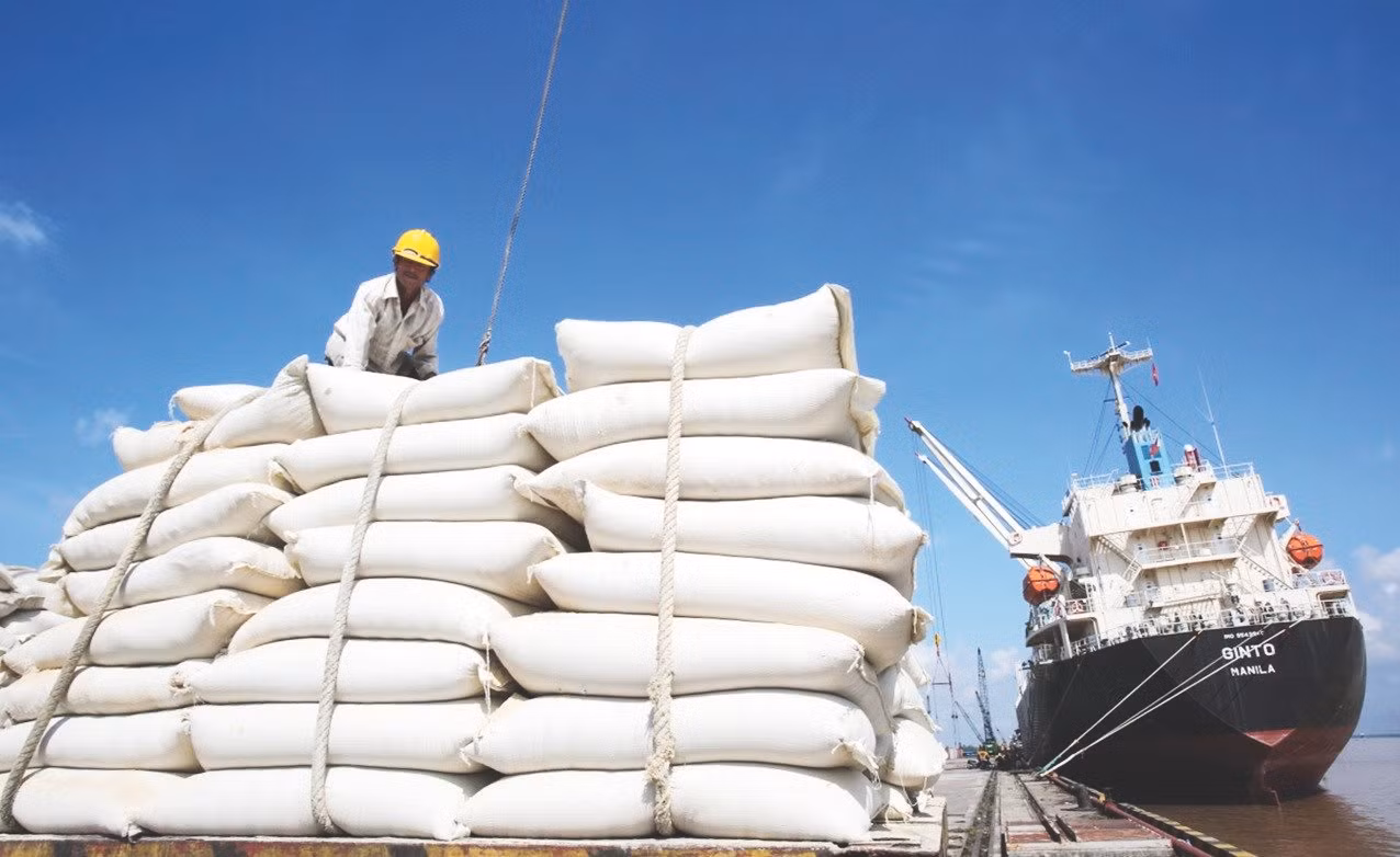 Xuất khẩu, tiêu dùng phục hồi thúc đẩy đáng kể cho tăng trưởng Ảnh minh họa: VGP