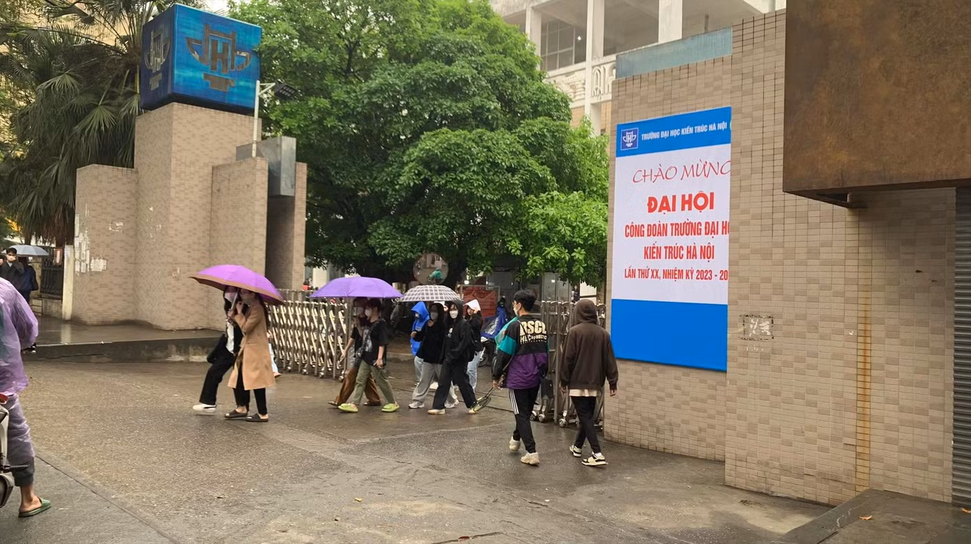 Trường ĐH Kiến trúc Hà Nội đã kịp thời điều chỉnh kế hoạch học tập cho sinh viên. Ảnh: Nghiêm Huê