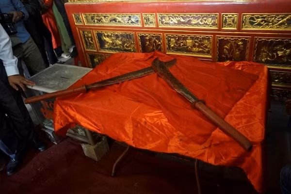 Dân Ném Thượng chém lợn trong nhà kín ảnh 8