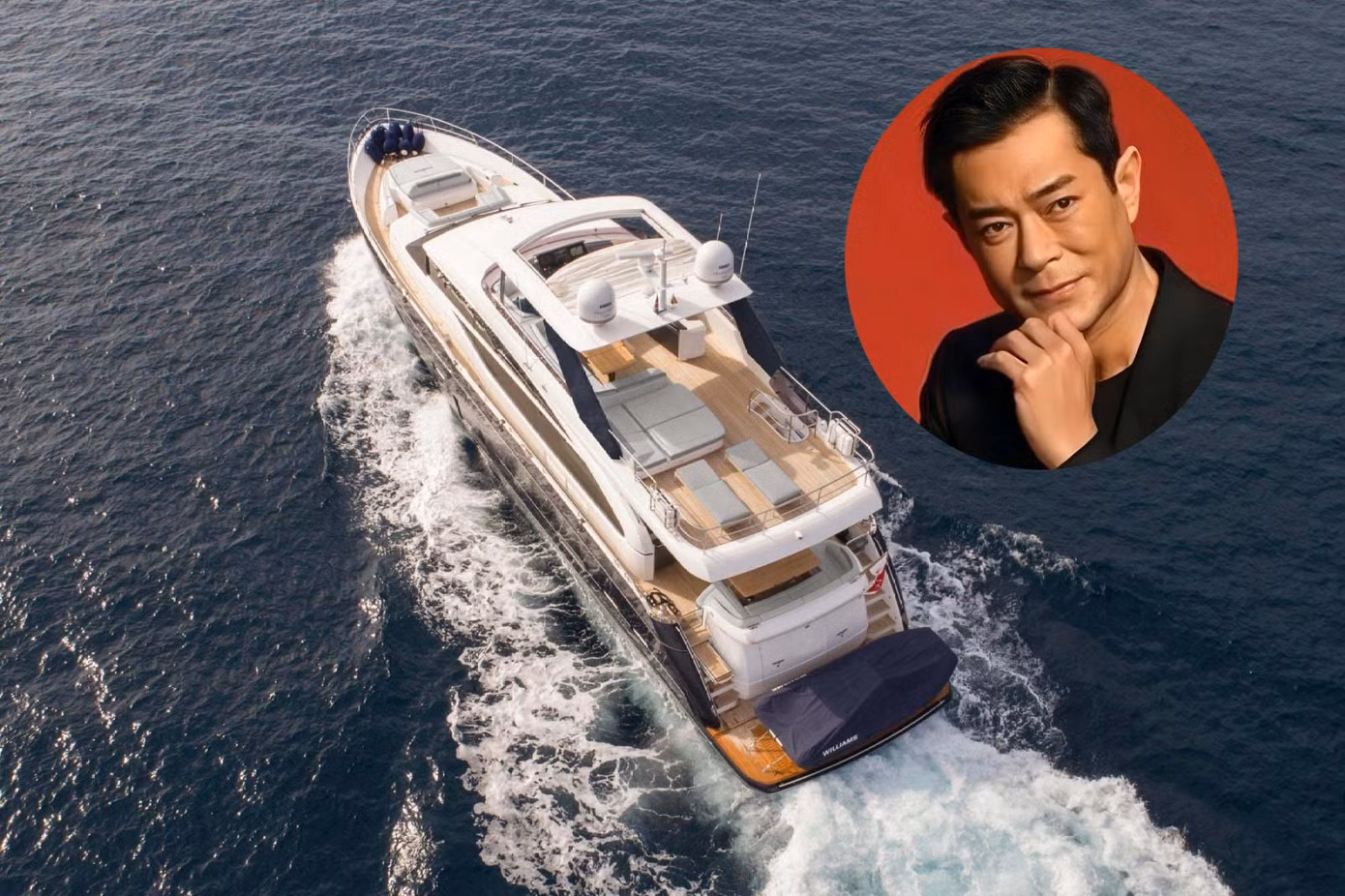 Cổ Thiên Lạc chi 8,7 triệu USD mua du thuyền cho cha mẹ ngắm pháo hoa. Ảnh: Princess Yachts.