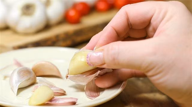 Những người cấm kỵ tuyệt đối với tỏi, ăn có thể mất mạng ảnh 2