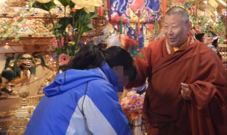 Wang Xingfu tự xưng là "Phật sống". (Ảnh: GlobalTimes)