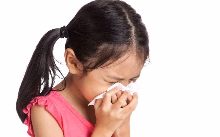 Tình trạng ho kéo dài ở trẻ có khá nhiều nguyên nhân.