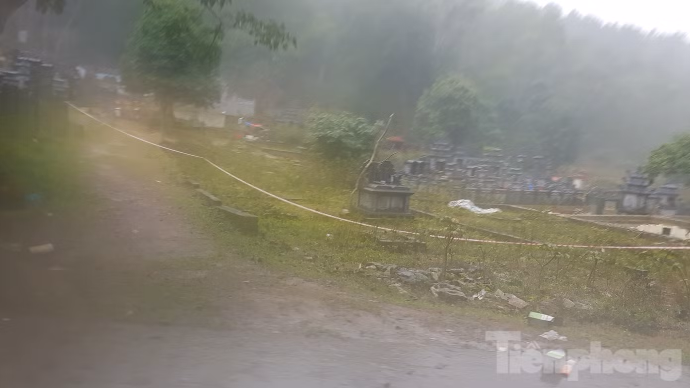 Hiện trường xảy ra vụ án khiến một người tử vong trong đêm.