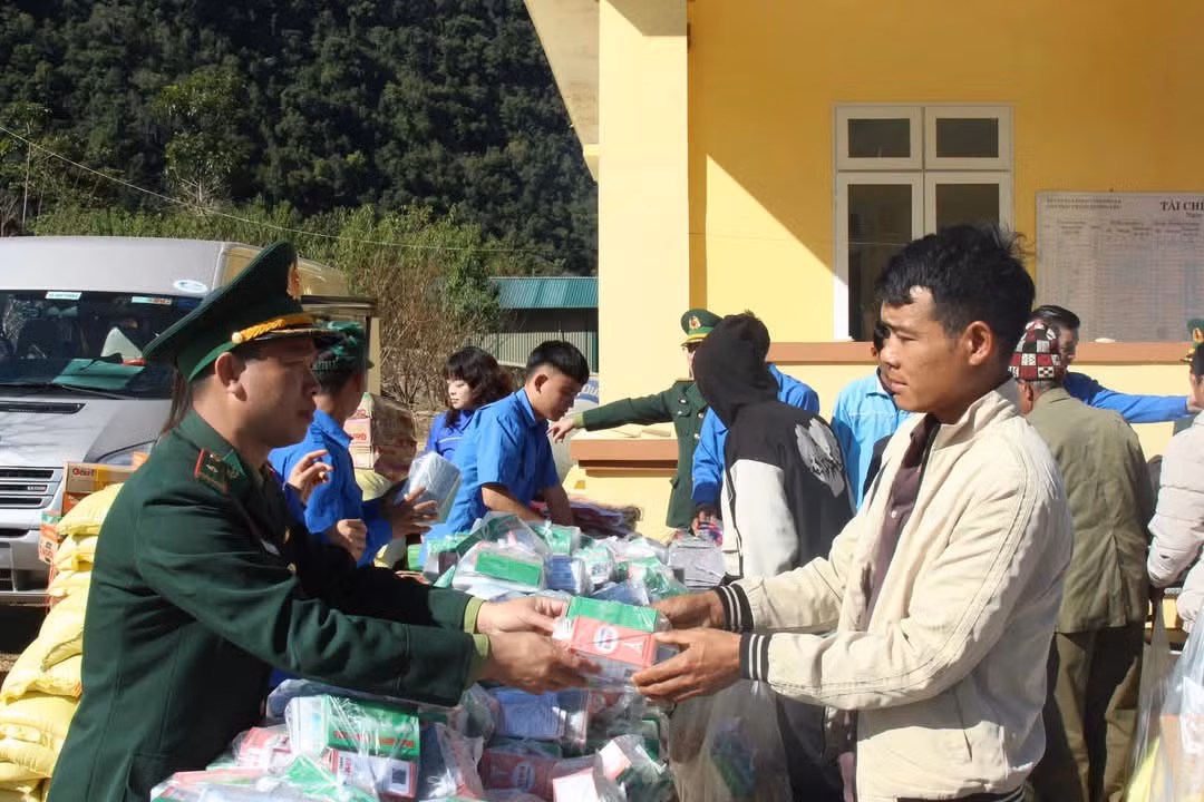 Tại lễ ra quân, Tỉnh Đoàn yêu cầu các tổ chức Đoàn, Hội phát huy tinh thần xung kích, sáng tạo, tình nguyện, triển khai hiệu quả chủ trương "3 liên kết".
