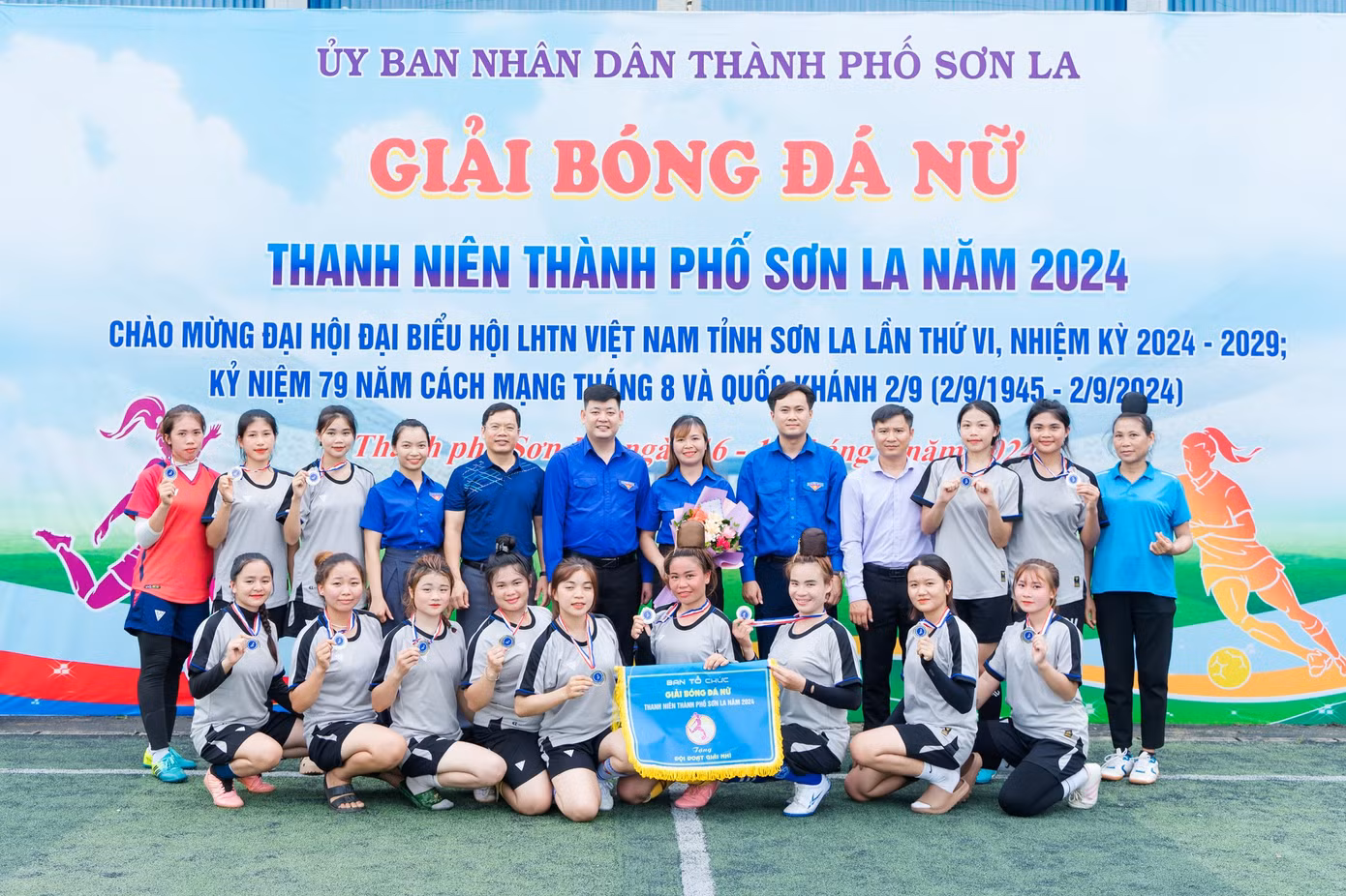 Giải bóng đá nữ thanh niên thành phố Sơn La năm 2024 đã khép lại với những dấu ấn đậm nét về tinh thần rèn luyện thể thao nâng cao sức khỏe, đoàn kết, cao thượng của các cầu thủ và các đội bóng. Hoạt động còn nhằm khích lệ tinh thần thể dục thể thao, nâng cao sức khỏe đến lực lượng đoàn viên thanh niên và người dân trên địa bàn thành phố.