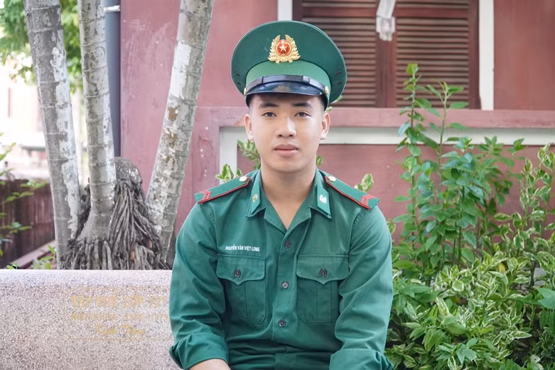 Chiến sĩ thuộc một đơn vị biên phòng tuyến biển của Bộ Chỉ huy Bộ đội Biên phòng tỉnh TT-Huế dự thi