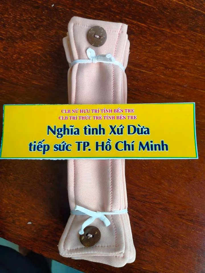 Người dân xứ Dừa tiếp sức TPHCM (Ảnh: CLB Tri thức trẻ Bến Tre)