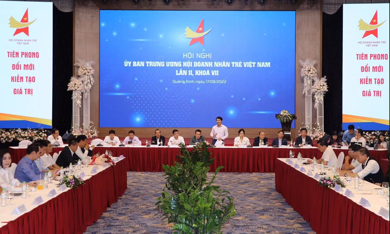 Hội nghị Ủy ban Trung ương Hội Doanh nhân trẻ Việt Nam lần thứ hai khóa VII