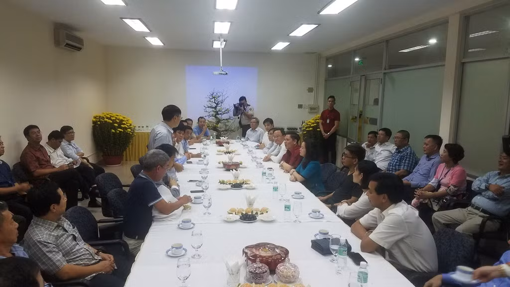 Sân bay Tân Sơn Nhất chậm hơn 400 chuyến trong 6 ngày giáp Tết ảnh 2