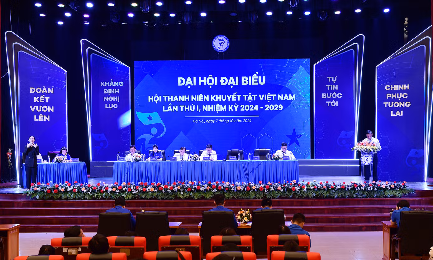 Phiên thứ nhất Đại hội. Ảnh: Xuân Tùng