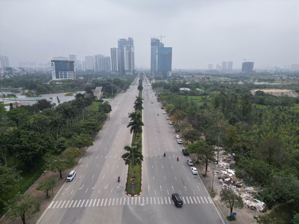 Với đoạn từ đường Võ Chí Công, Tây Hồ đến xã Minh Khai, Bắc Từ Liêm dài 5,5 km được yêu cầu thi công, hoàn thành sớm để kết nối khu vực Hồ Tây với khu liên cơ quận Bắc Từ Liêm, giảm tải cho quốc lộ 32.