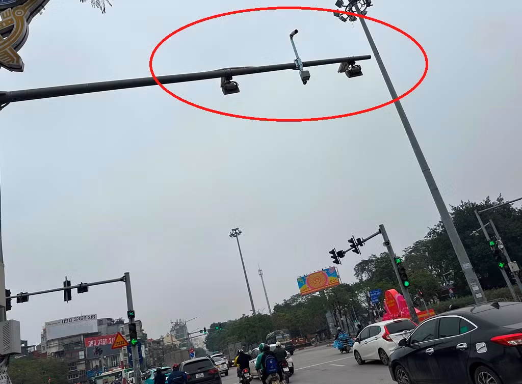 Nút giao Giải Phóng - Đại Cồ Việt đang cũng là nút có số lượng xe ô tô vi phạm "nguội" qua camera nhiều nhất Hà Nội. Ảnh chụp 19/2.
