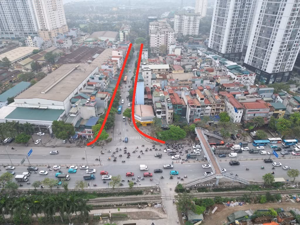 Từ thực tế này, các đơn vị quản lý và duy tu đường bộ tại khu vực phía Nam Hà Nội cho biết, hiện Ngõ 15 Ngọc Hồi đang có điểm cuối tại cao tốc Pháp Vân - Cầu Giẽ và đủ rộng để ô tô, xe tải lưu thông, nếu cơ quan chức năng điều chỉnh, tổ chức cho xe tải, xe khách đi vào ngõ này để ra cao tốc, sẽ giảm lưu lượng lớn đi vào nội thành.