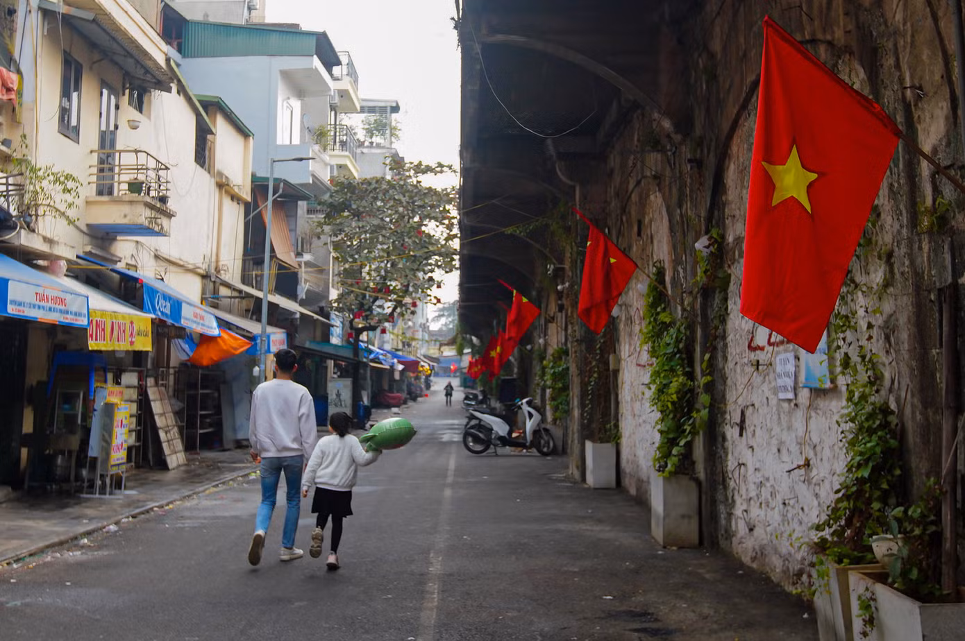 Phố Gầm Cầu bình yên đến nao lòng.