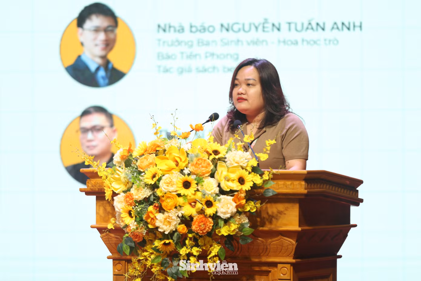 ThS Nguyễn Thị Khánh Trà - Bí thư Đoàn TNCS Hồ Chí Minh Đại học Phenikaa - phát biểu tại chương trình.