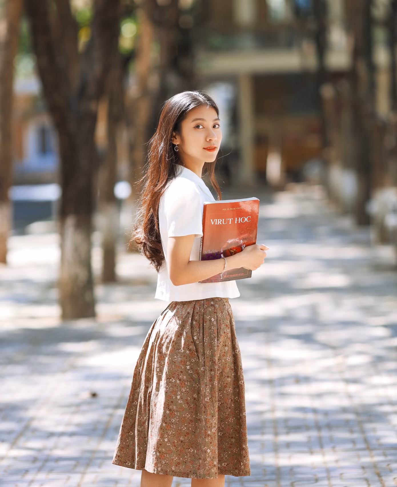 Hải Hà - gương mặt quảng cáo quen thuộc thường xuất hiện trên màn ảnh nhỏ. Hải Hà - gương mặt quảng cáo quen thuộc thường xuất hiện trên màn ảnh nhỏ.