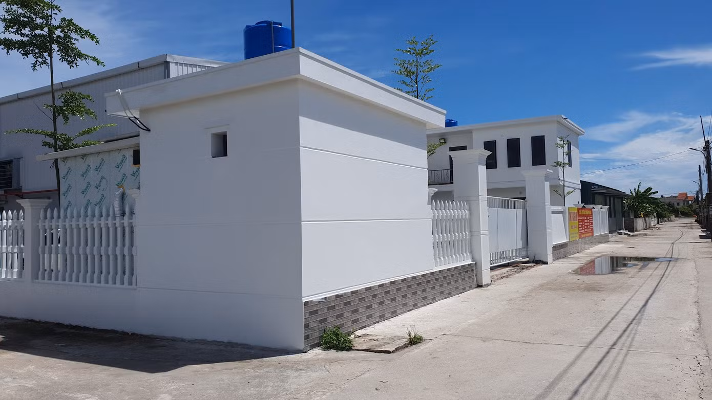 Hàng nghìn m2 đất nông nghiệp của gia đình ông Phạm Văn Bường, Phạm Văn Sắc chuyển nhượng cho một người địa phương khác để xây dựng nhà xưởng sản xuất là có vi phạm