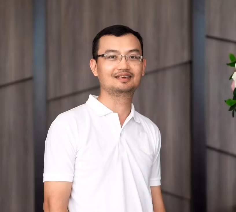 Tác giả Hà Nhân