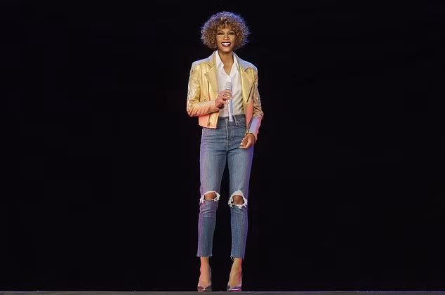 Kế hoạch ‘tái sinh’ danh ca Whitney Houston bằng 3D khiến cộng đồng mạng phẫn nộ ảnh 1