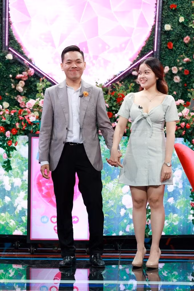 Hai người thành đôi trong sự chúc phúc của khán giả (Ảnh: BMHH). Hai người thành đôi trong sự chúc phúc của khán giả (Ảnh: BMHH).