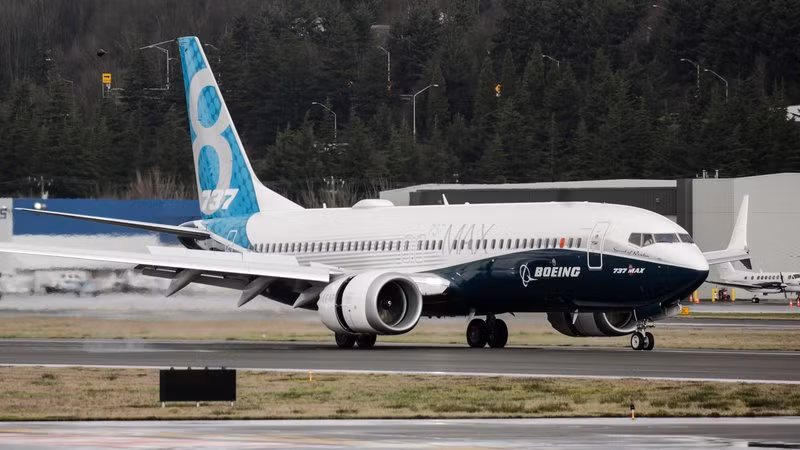 737 Max gặp 2 sự cố nghiêm trọng khiến dòng máy bay này bị ngừng hoạt động.