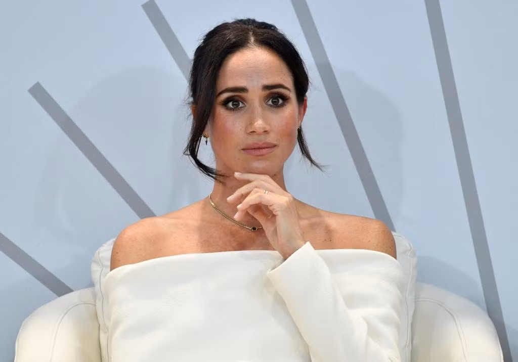 Meghan Markle thể hiện ủng hộ công ty xây dựng trang web Sussex.com giữa tranh cãi lợi dụng tước hiệu hoàng gia. Ảnh: AP.