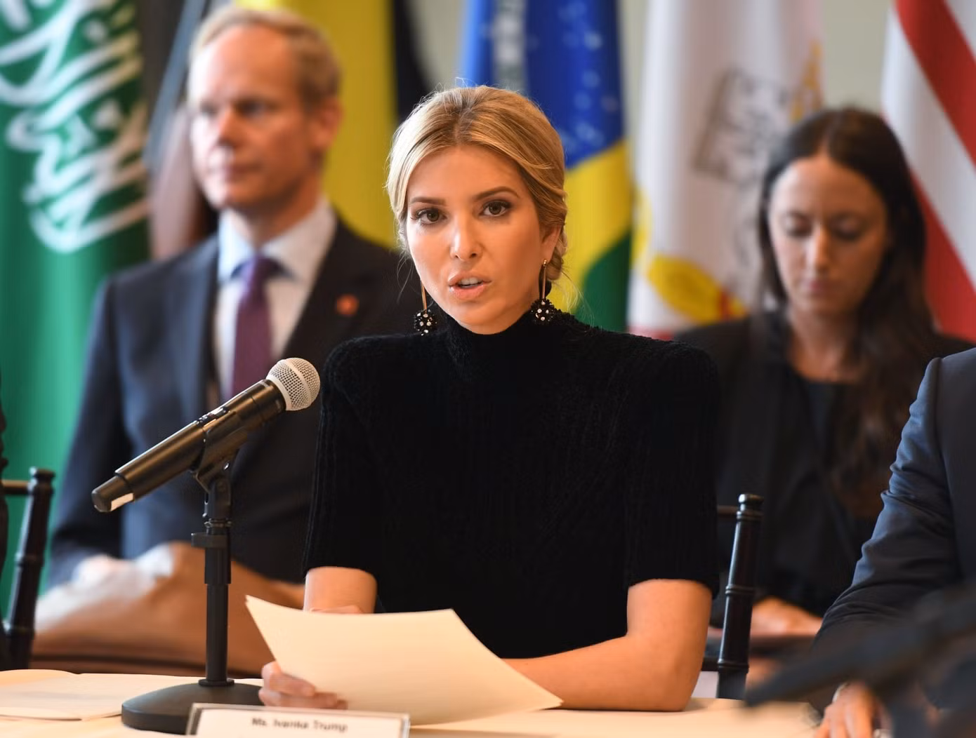 Giai đoạn 2017-2020, dấu ấn của Ivanka trên chính trường Mỹ đậm nét. Cô luôn trở thành tâm điểm chú ý mỗi lần xuất hiện, thậm chí làm lu mờ bà Melania vốn là Đệ nhất phu nhân Mỹ. Ảnh: Getty Images.