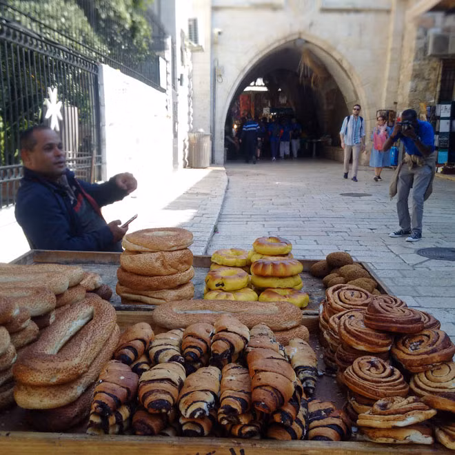 Một ngày ở thánh địa Jerusalem ảnh 9