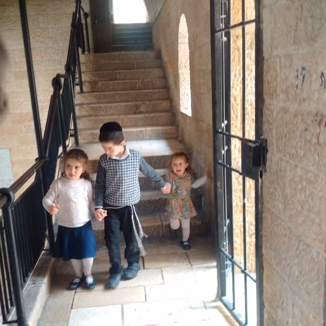 Một ngày ở thánh địa Jerusalem ảnh 11
