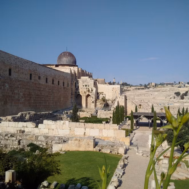 Một ngày ở thánh địa Jerusalem ảnh 4