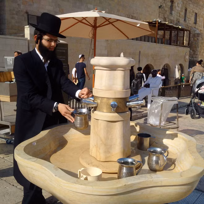 Một ngày ở thánh địa Jerusalem ảnh 2