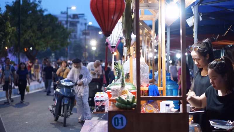 Vì sao phố đi bộ Trịnh Công Sơn chưa hút khách? ảnh 6