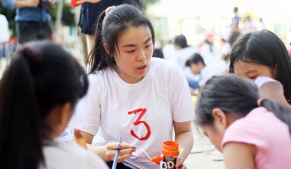 Học sinh Hà Thành làm mặt nạ giấy bồi đón Trung thu truyền thống ảnh 2