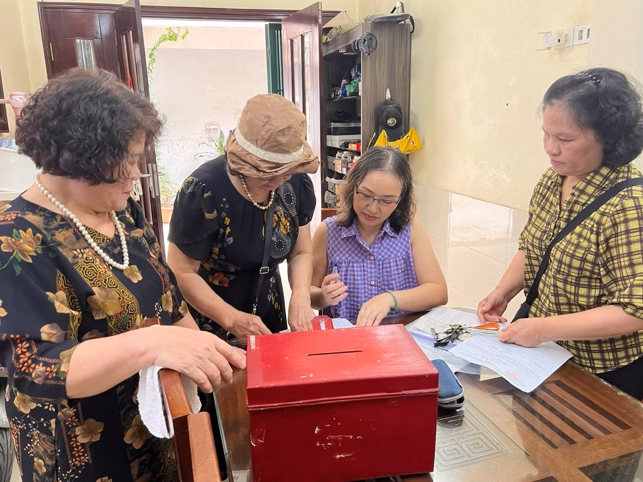 Các quận, huyện trên địa bàn thành phố tổ chức lấy ý kiến nhân dân về phương án sắp xếp các đơn vị hành chính cấp xã