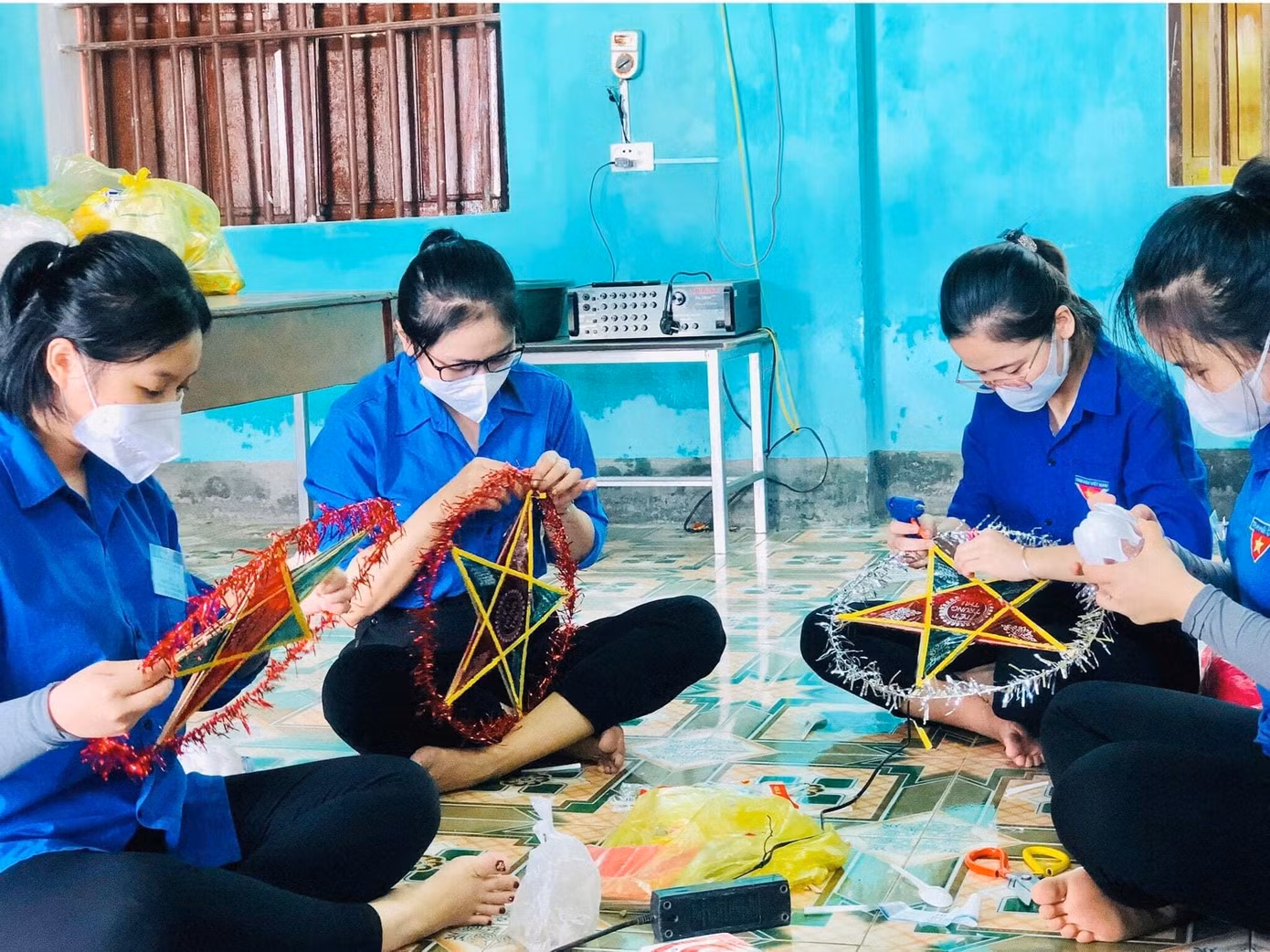 Theo anh Thái Minh Sỹ, toàn tỉnh Nghệ An sẽ xây dựng 10 công trình "Vì đàn em thân yêu"; trao tặng ít nhất 10.000 đèn Trung thu, đèn ông sao cho thiếu nhi trên địa bàn; trao tặng 1.000 suất học bổng tiếp sức đến trường cho học sinh có hoàn cảnh khó khăn; trao tặng ít nhất 10.000 suất quà cho thiếu nhi trong vùng cách ly, phong tỏa...