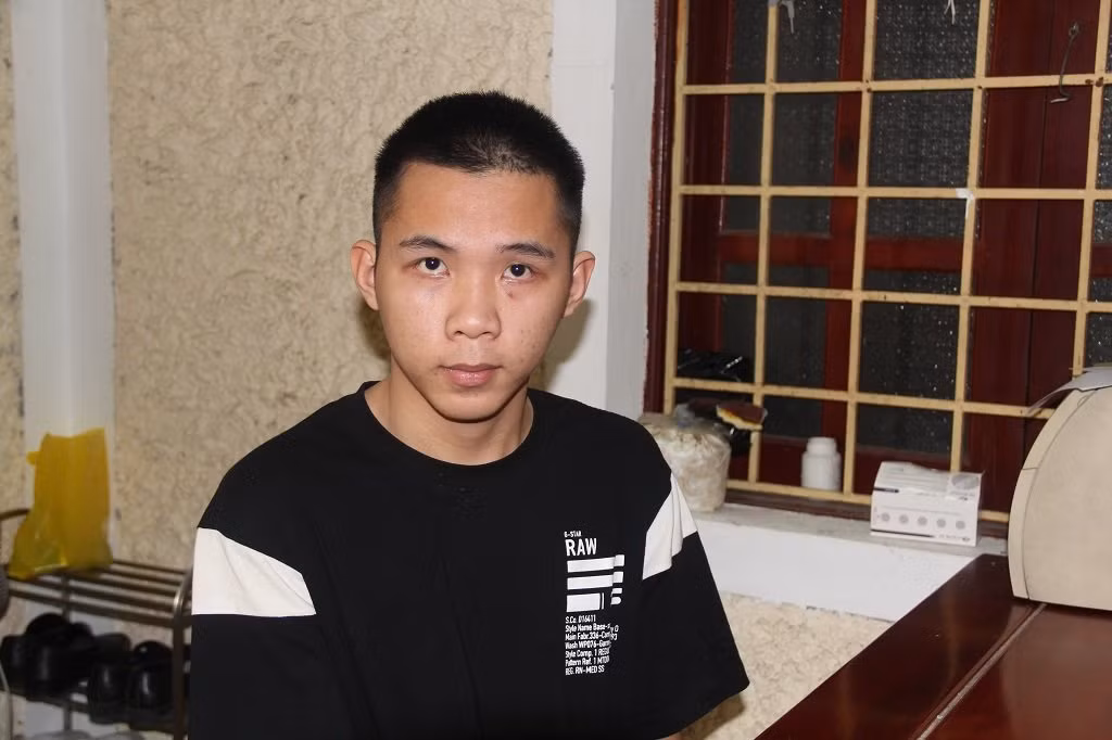 Với hình thức này, Hùng đã lừa đảo hơn 100 triệu của nhiều nạn nhân trên cả nước.