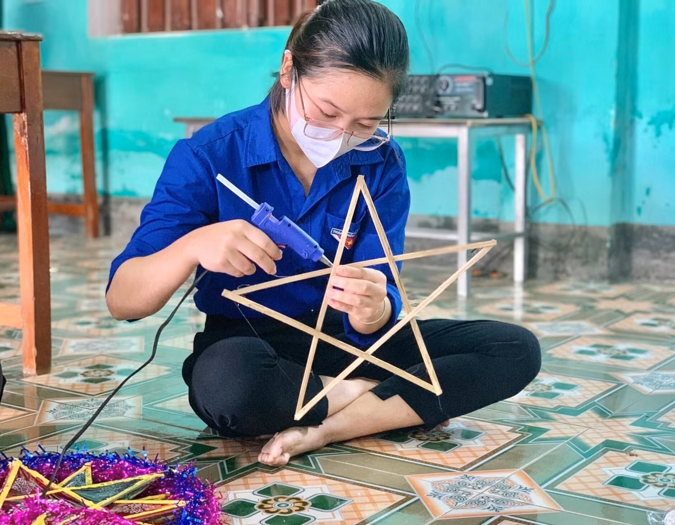 Cần mẫn, tận tụy, chu đáo vì đàn em thân yêu.