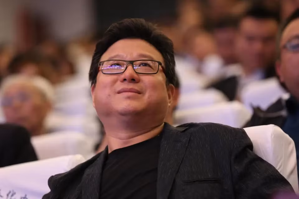 Tỷ phú Trung Quốc Đinh Lỗi. Ảnh: Forbes.