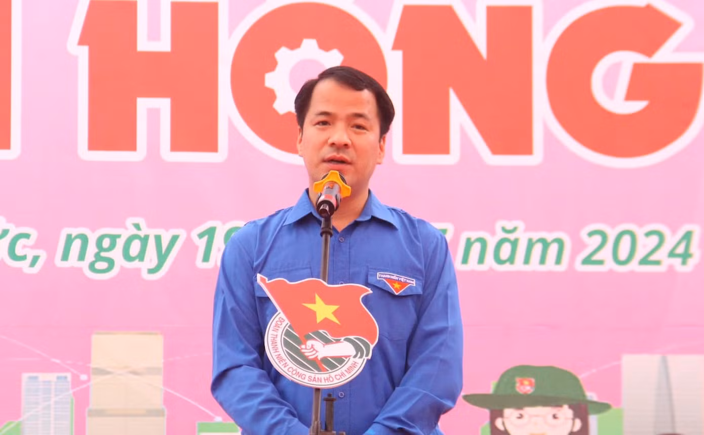 Tham dự Lễ ra quân có anh Ngô Văn Cương - Bí thư T.Ư Đoàn, Chủ nhiệm Ủy ban Kiểm tra Trung ương Đoàn; lãnh đạo tỉnh Bình Phước, các sở, ban, ngành và hàng nghìn đoàn viên, thanh niên trên địa bàn tỉnh Bình Phước. Tham dự Lễ ra quân có anh Ngô Văn Cương - Bí thư T.Ư Đoàn, Chủ nhiệm Ủy ban Kiểm tra Trung ương Đoàn; lãnh đạo tỉnh Bình Phước, các sở, ban, ngành và hàng nghìn đoàn viên, thanh niên trên địa bàn tỉnh Bình Phước.