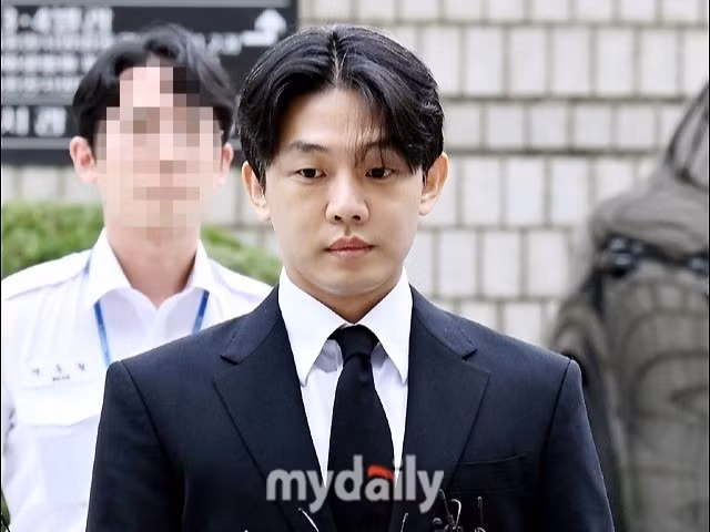 Công tố viên yêu cầu xử phạt Yoo Ah In mức án 4 năm tù giam. Ảnh: Mydaily.