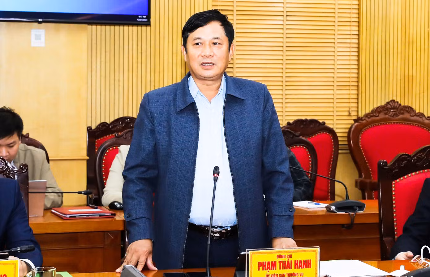 Ông Phạm Thái Hanh - Trưởng ban Dân vận tỉnh ủy có đơn xin nghỉ hưu trước tuổi.
